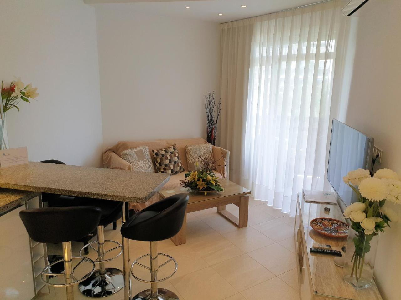 Skol Apartments Marbella Esterno foto