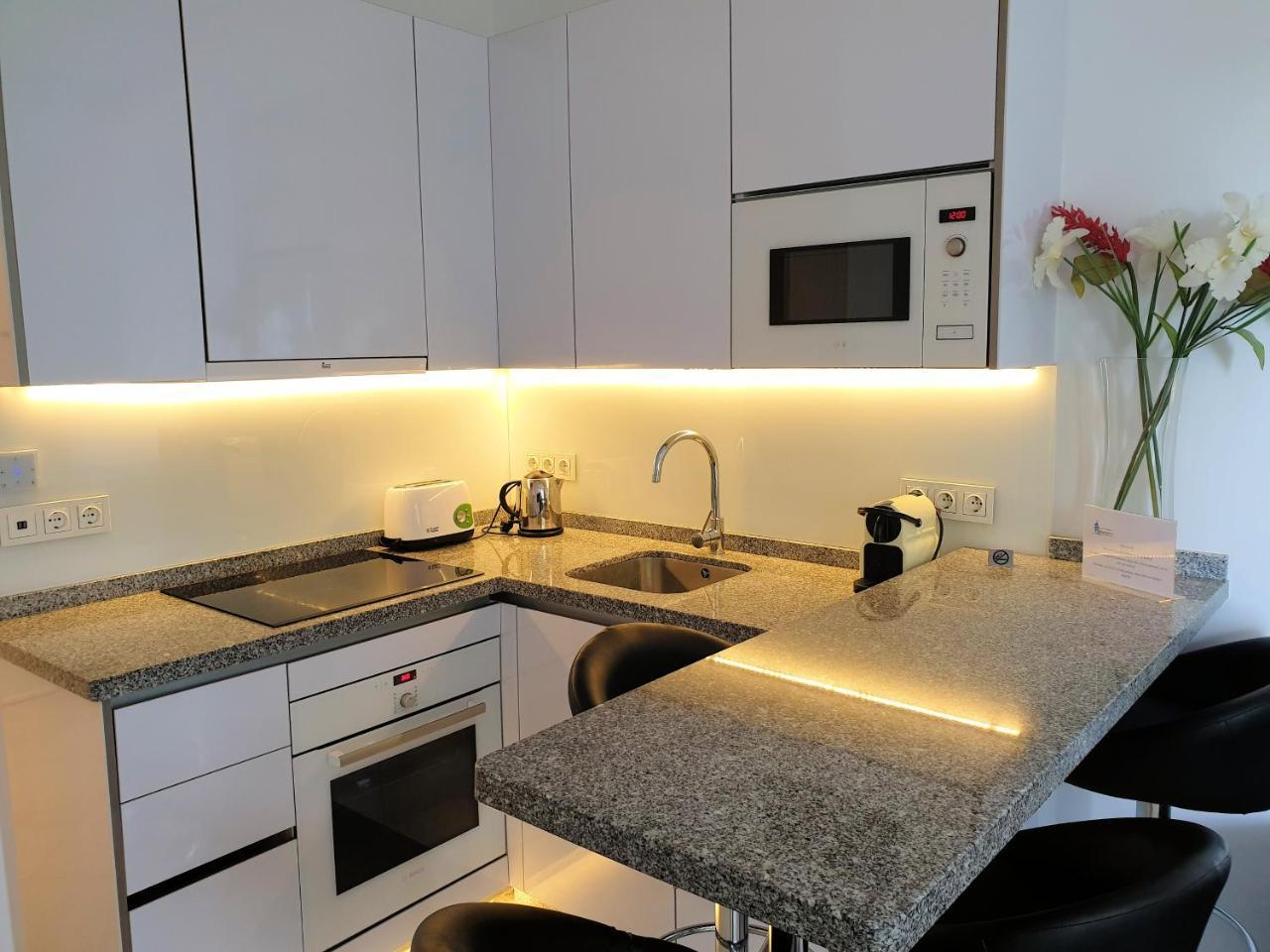 Skol Apartments Marbella Esterno foto